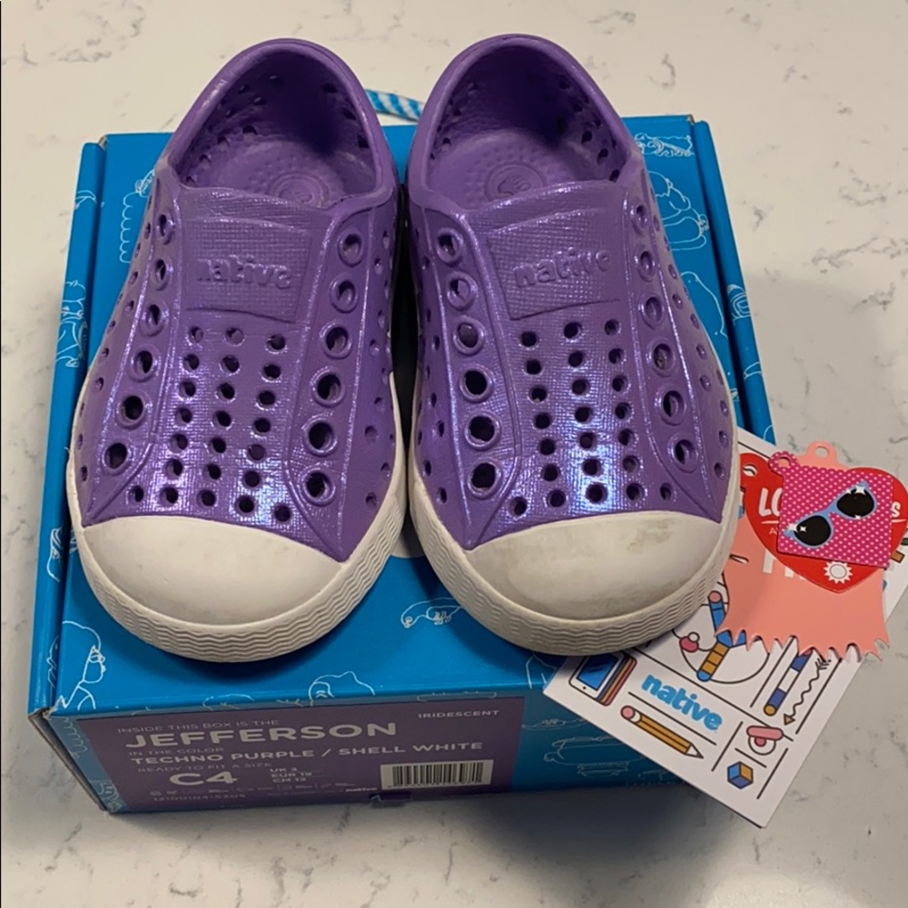 NATIVE Jefferson Iridescent Techno Purple White 💜